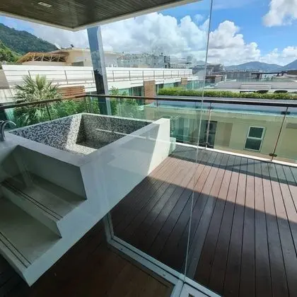 2 Bedroom Apartment with Sea View and Plunge Pool