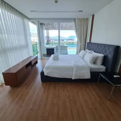 2 Bedroom Apartment with Sea View and Plunge Pool