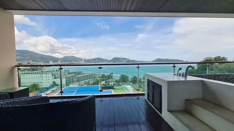 3 Bedroom Apartment with Sea View and Plunge Pool