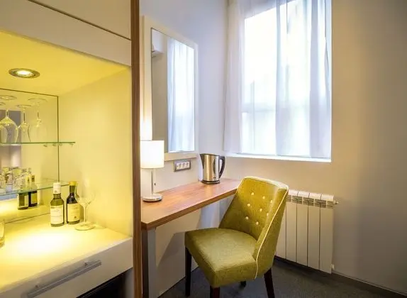 Special Offer - Double or Twin Room with Round Airport Transfer