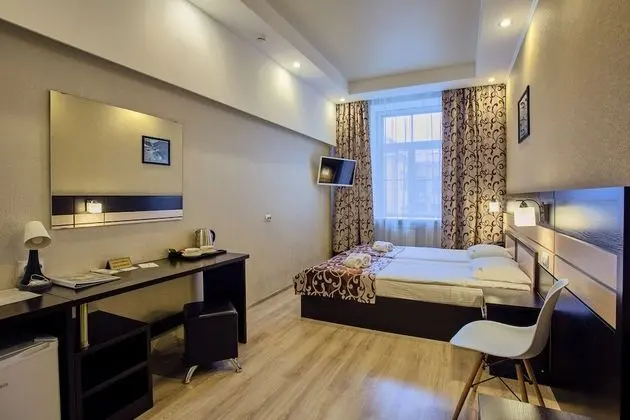 Comfort Tek Büyük veya İki Ayrı Yataklı Oda