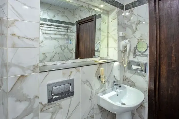 Standard Tek Büyük veya İki Ayrı Yataklı Oda