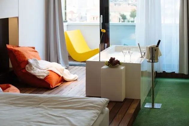 Exclusive Oda, 1 En Büyük (King) Boy Yatak