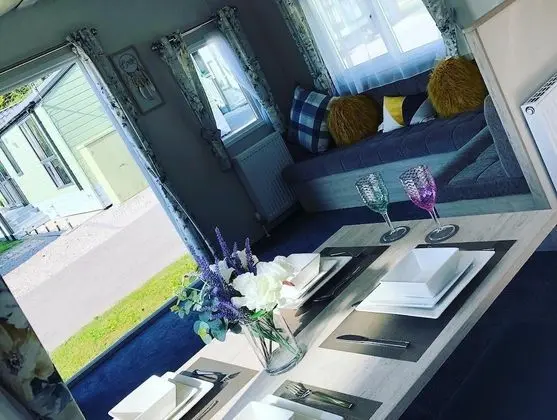 Karavan, Özel Banyo, Göl Manzaralı