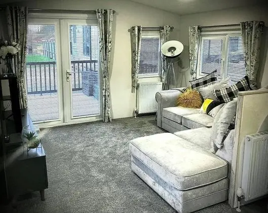 Karavan, Özel Banyo, Göl Manzaralı