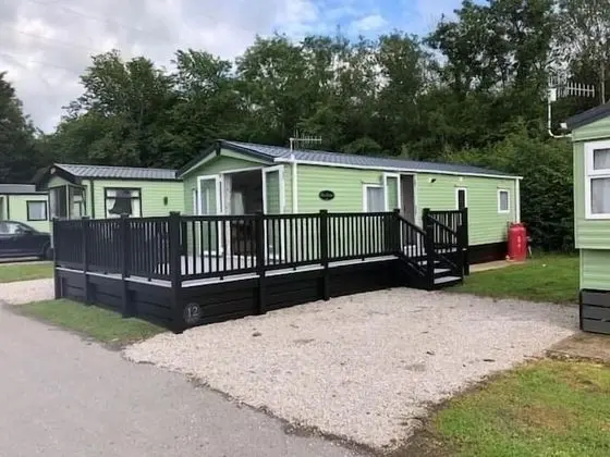 Karavan, Özel Banyo, Göl Manzaralı