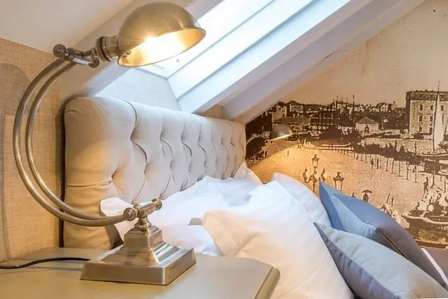 Tek Büyük Yataklı Oda, Şehir Manzaralı