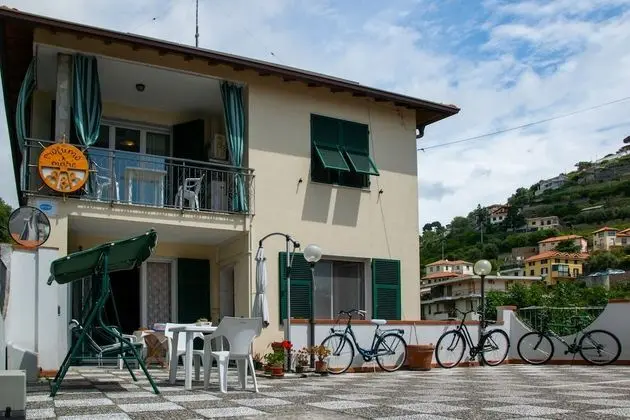 Deluxe Tek Büyük Yataklı Oda, 1 Yatak Odası, Balkon, Kısmi Deniz Manzaralı