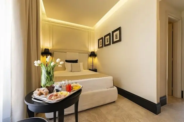 Basic Tek Büyük Yataklı Oda