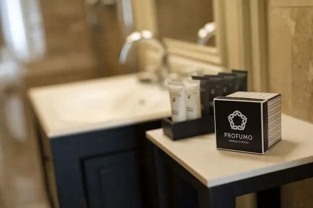 Basic Tek Büyük Yataklı Oda