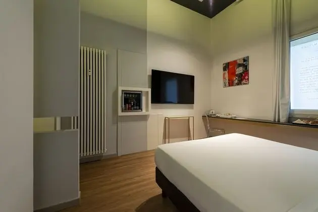 Executive Üç Kişilik Oda