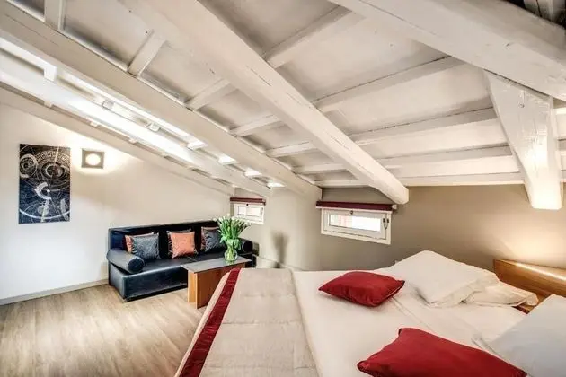 Exclusive Stüdyo Süit