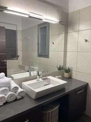 Superior Apart Daire, 2 Yatak Odası, Kısmi Deniz Manzaralı (1st Floor)