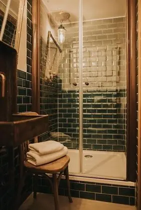 Family Üç Kişilik Oda (Fortshaus)