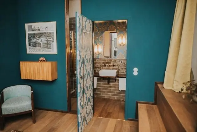 Tek Büyük Yataklı Oda (Kanzleramt)