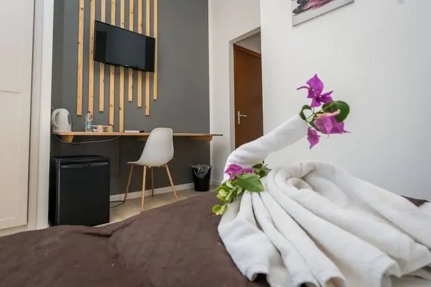 Deluxe Tek Büyük Yataklı Oda