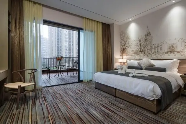 Deluxe Tek Büyük Yataklı Oda