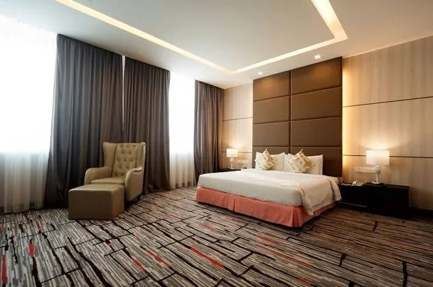 Executive Oda (Suite)