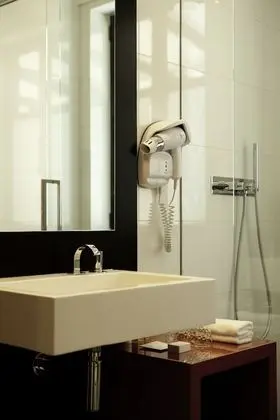 Deluxe Tek Büyük veya İki Ayrı Yataklı Oda