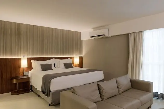 SUITE JUNIOR CASAL VISTA INTERNA