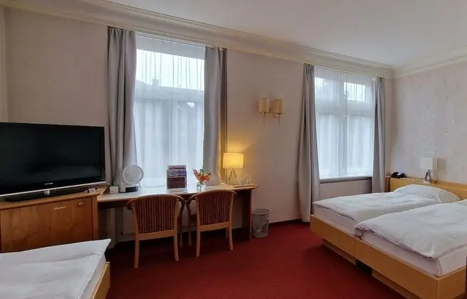 Comfort Tek Büyük Yataklı Oda