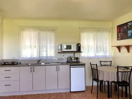 Standard Kır Evi, 1 Büyük (Queen) Boy Yatak, Küçük Mutfak, Dağ Manzaralı