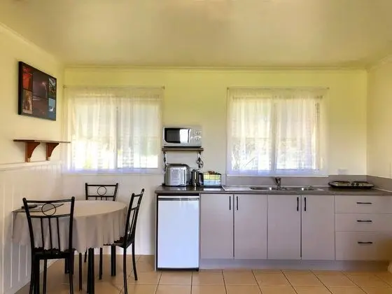 Standard Kır Evi, 1 Büyük (Queen) Boy Yatak, Küçük Mutfak, Dağ Manzaralı