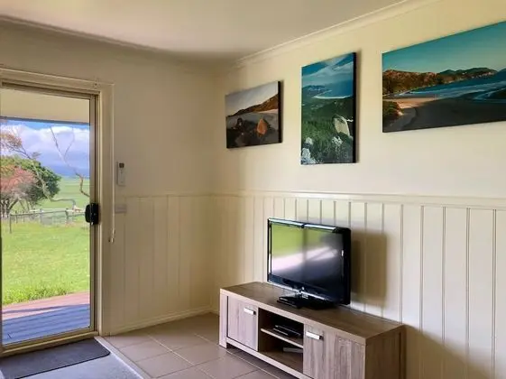 Standard Kır Evi, 1 Büyük (Queen) Boy Yatak, Küçük Mutfak, Dağ Manzaralı