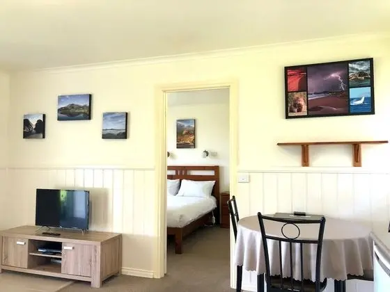 Standard Kır Evi, 1 Büyük (Queen) Boy Yatak, Küçük Mutfak, Dağ Manzaralı