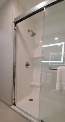 Süit, 1 En Büyük (King) Boy Yatak