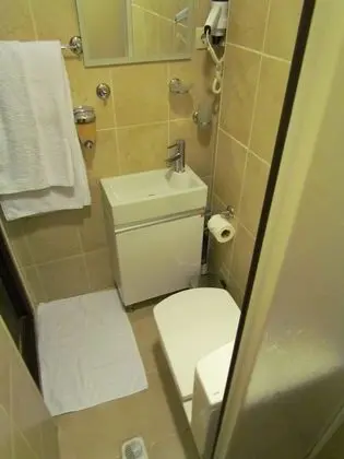 Economy Tek Kişilik Oda