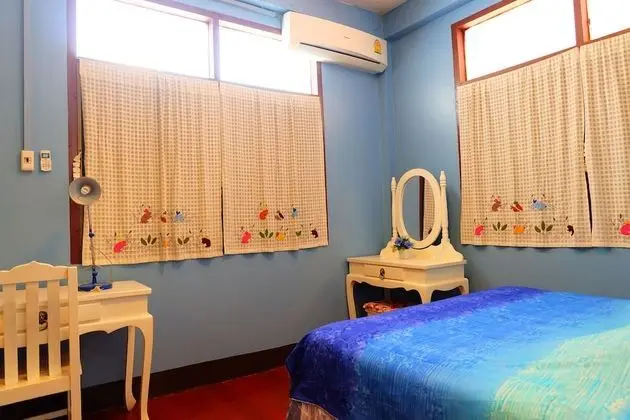 Standard Room with Shared Bathroom