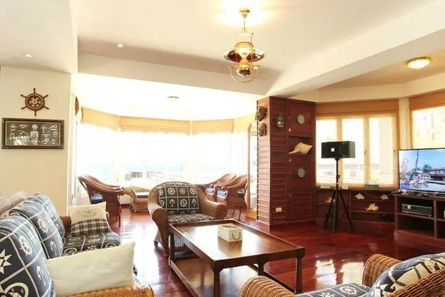 Five Bedrooms Villa