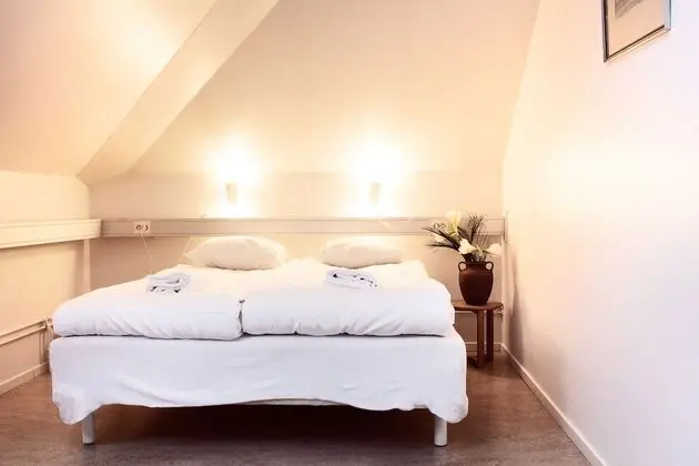 İki Ayrı Yataklı Oda, Ortak Banyo (Pets Not allowed)