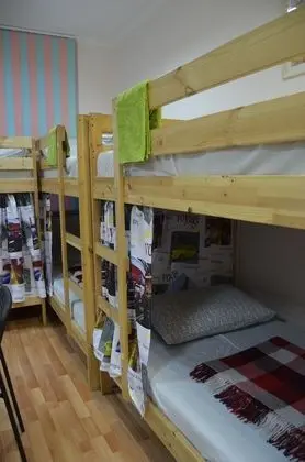 Ortak Ranzalı Oda, Sadece erkekler için (8 beds)