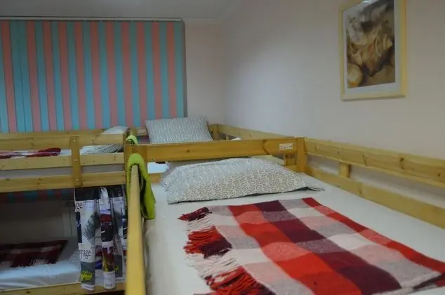 Ortak Ranzalı Oda, Sadece erkekler için (8 beds)