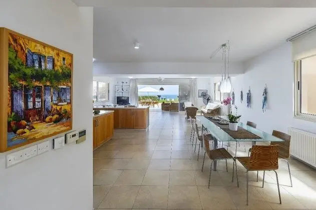 Villa, 5 Yatak Odası, Kişiye Özel Havuzlu, Denize Sıfır