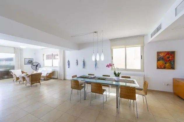 Villa, 5 Yatak Odası, Kişiye Özel Havuzlu, Denize Sıfır