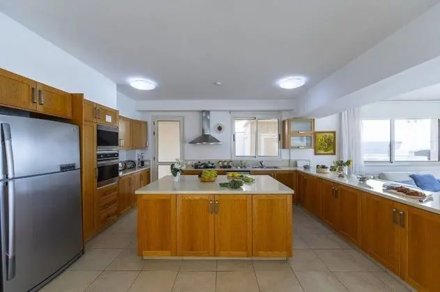 Villa, 5 Yatak Odası, Kişiye Özel Havuzlu, Denize Sıfır