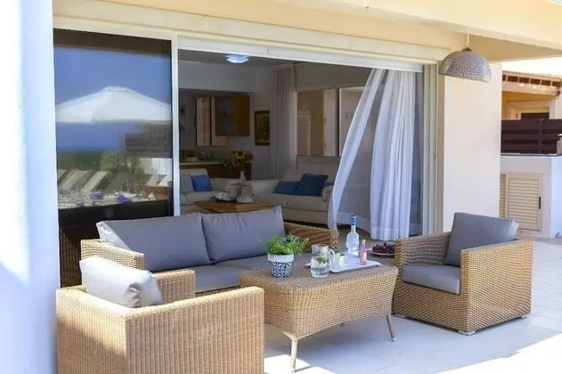 Villa, 5 Yatak Odası, Kişiye Özel Havuzlu, Denize Sıfır