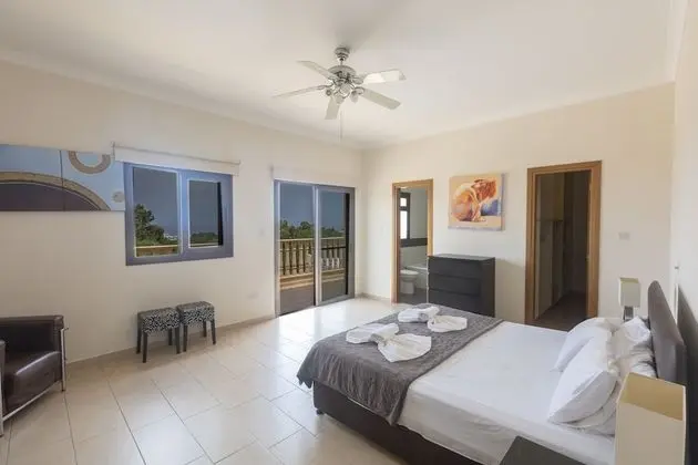 Villa, Birden Çok Yatak Odası, Balkon
