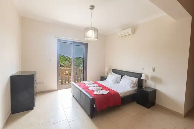 Villa, Birden Çok Yatak Odası, Balkon