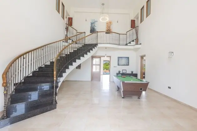 Villa, Birden Çok Yatak Odası, Balkon