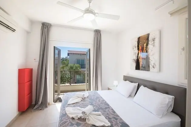 Villa, 3 Yatak Odası, Şömine