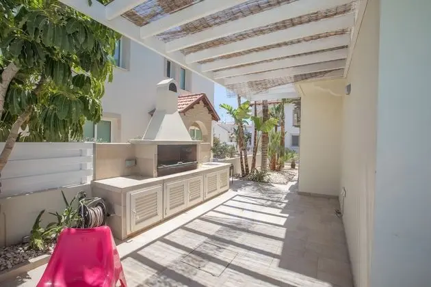 Villa, 3 Yatak Odası, Şömine