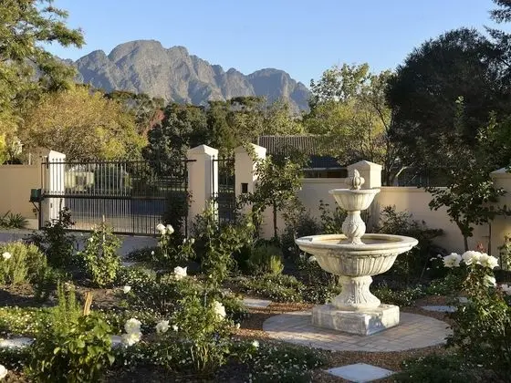 Apart Daire, 1 Yatak Odası, Şömine