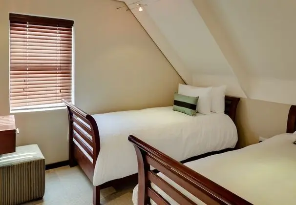 Çatı Katı (Loft), 2 Yatak Odası (Pool or Vineyard view)
