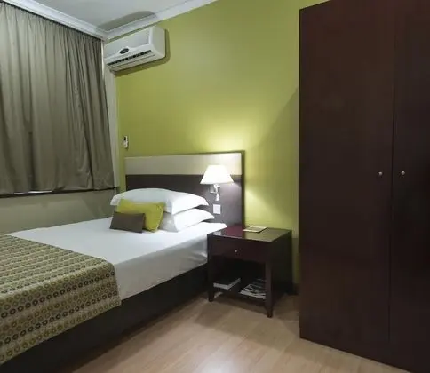 Oda, 1 Çift Kişilik Yatak, Sigara İçilebilir, Şehir Manzaralı