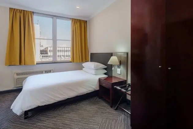 Oda, 1 Çift Kişilik Yatak, Sigara İçilebilir, Şehir Manzaralı