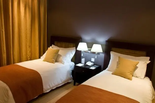 Oda, 2 Tek Kişilik Yatak, Sigara İçilmez, Dağ Manzaralı